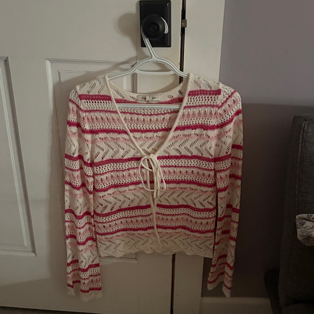 ADORABLE AND TRENDY NWT FRANCESCAS TOP
